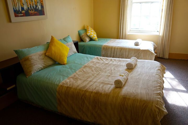 Room 12 of 30