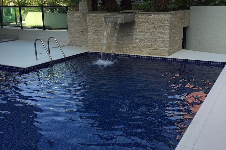 Pool 119 of 487