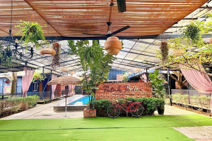 Pool 39 of 71