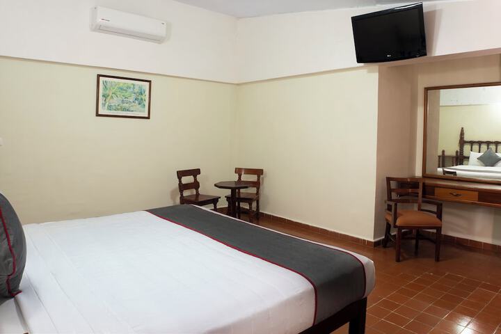 Room 40 of 182