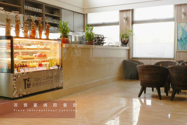 Hotel Interior 90 of 102