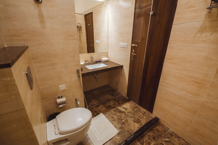 Room 42 of 88