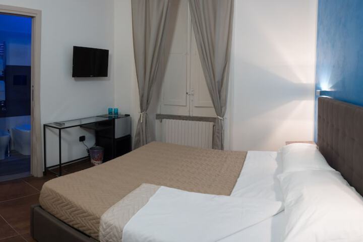 Room 21 of 25