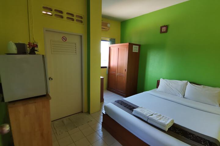 Room 14 of 30