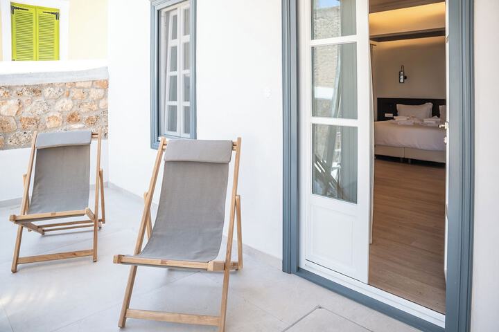 Terrace/Patio 179 of 182