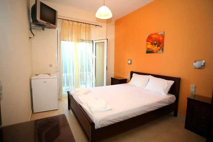 Room 4 of 56