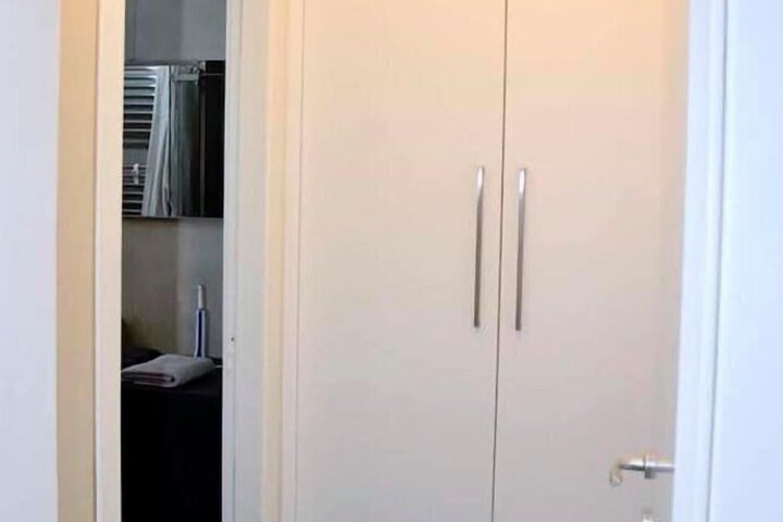 Room 42 of 50
