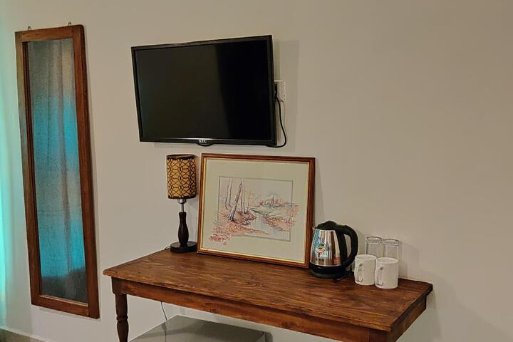 Room 70 of 91