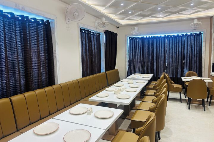 Dining 60 of 74