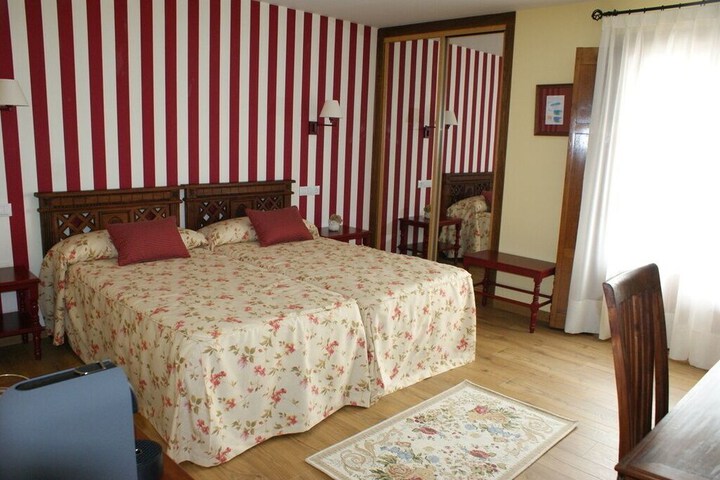 Room 22 of 78