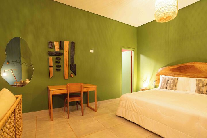 Room 48 of 83