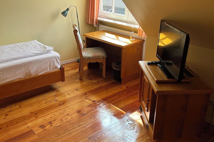 Room 7 of 54