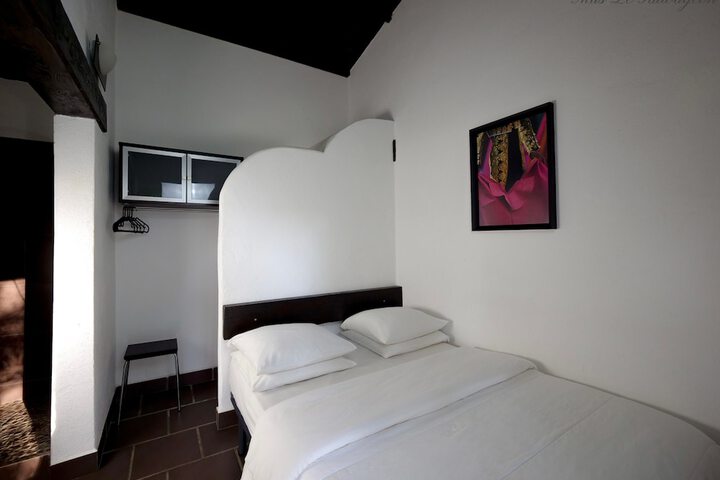Room 3 of 26