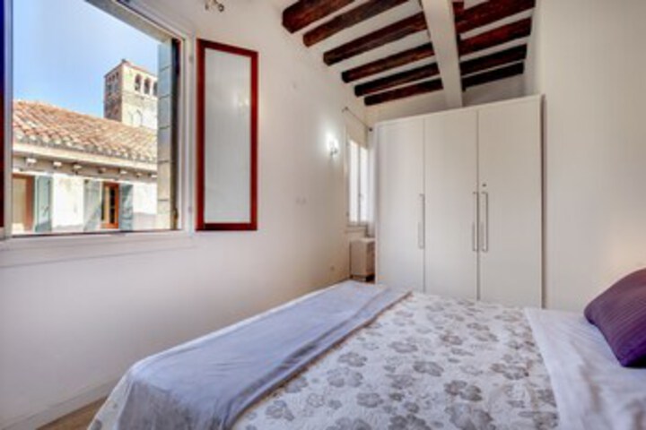 Room 20 of 22