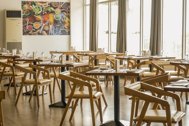 Dining 64 of 209