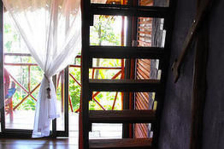 Room 22 of 32
