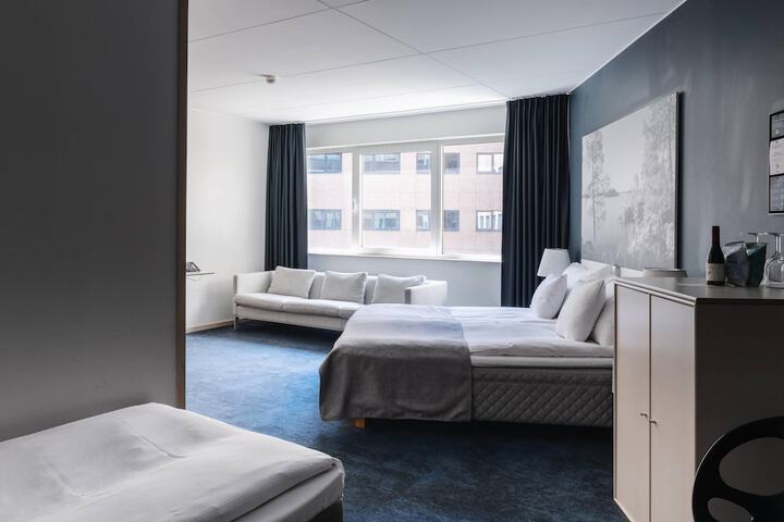 Room 40 of 119
