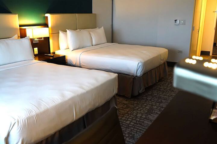 Room 16 of 54