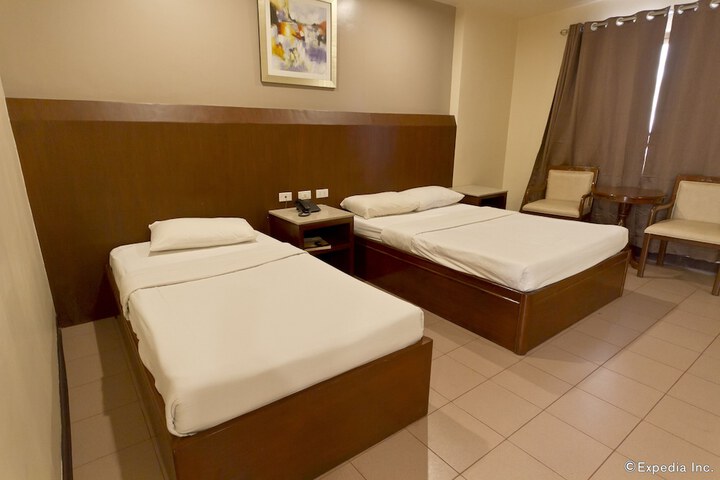 Room 8 of 60