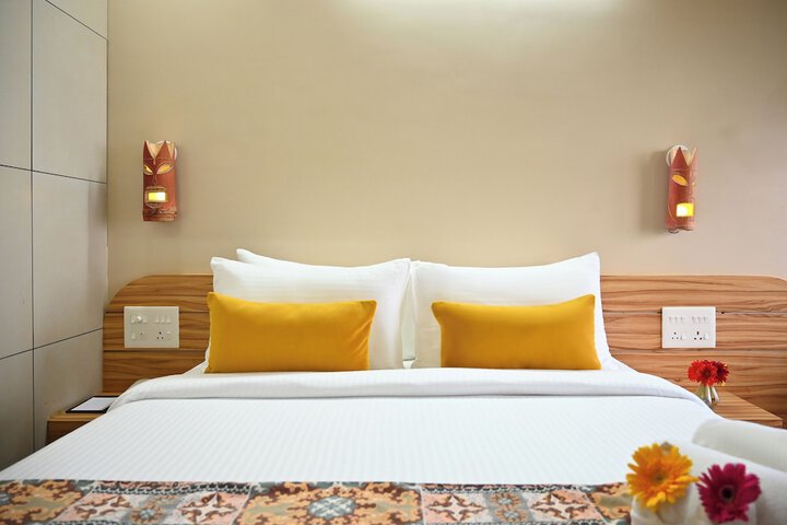 Room 2 of 52
