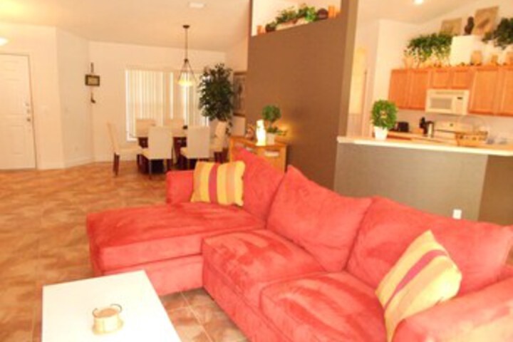 Room 4 of 21