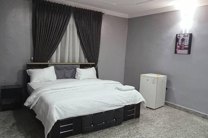 Room 17 of 79