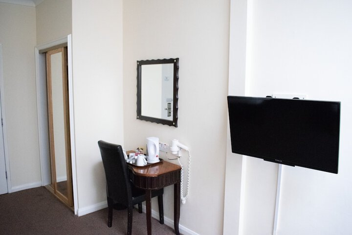 Room 10 of 54