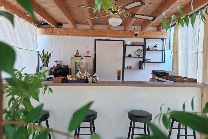 Lounge 99 of 127