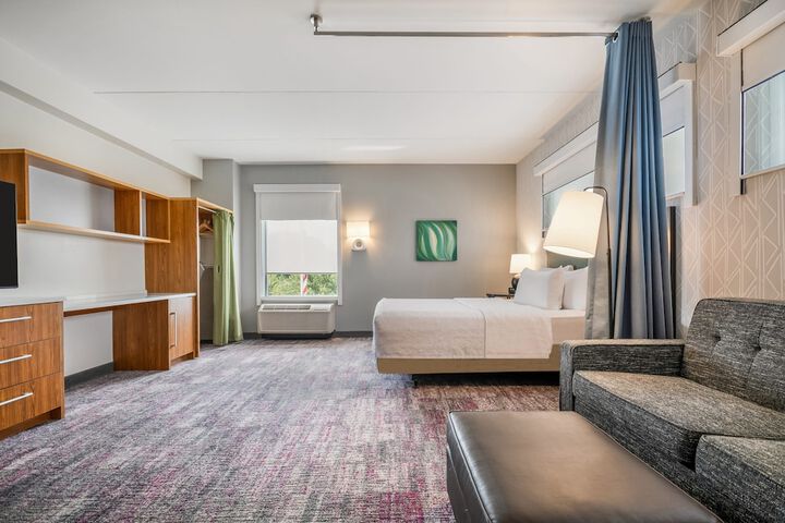 Room 5 of 35