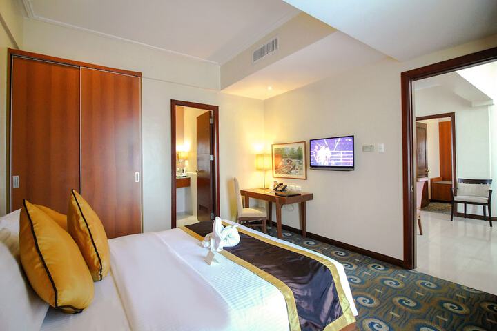 Room 14 of 69