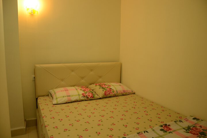 Room 15 of 43