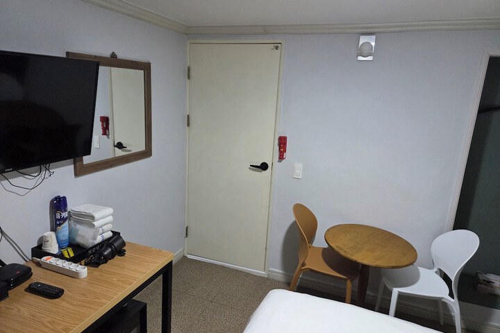 Room 39 of 58