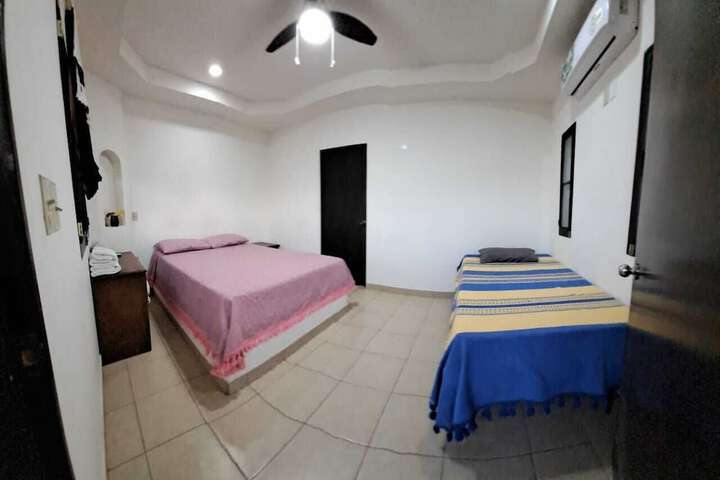 Room 2 of 17