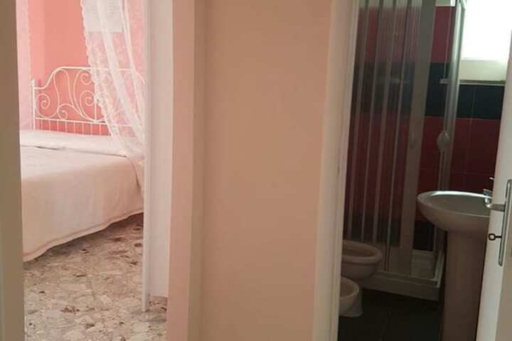 Room 14 of 17