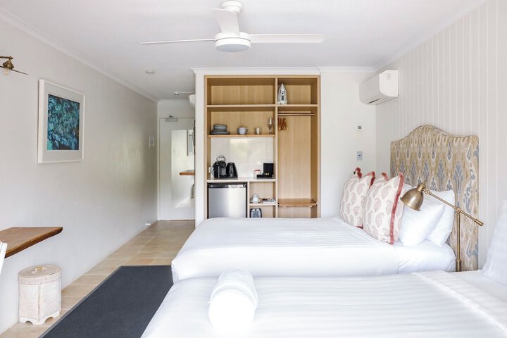 Room 13 of 49