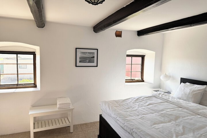 Room 34 of 140