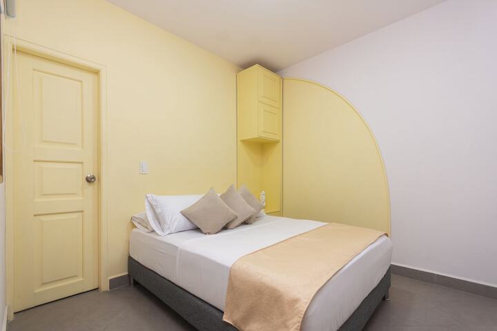 Room 16 of 99
