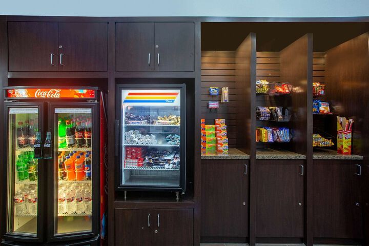 Snack bar