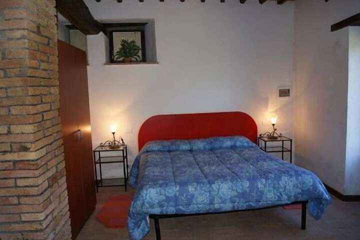 Room 3 of 34