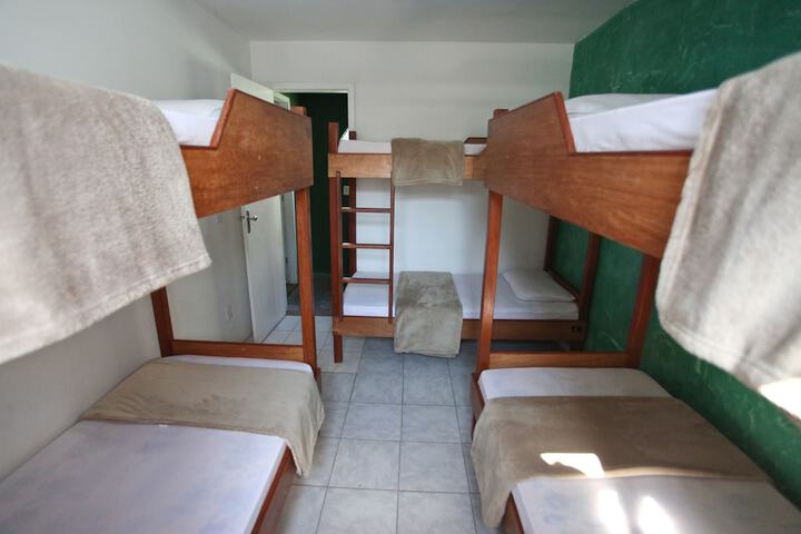 Room 4 of 50
