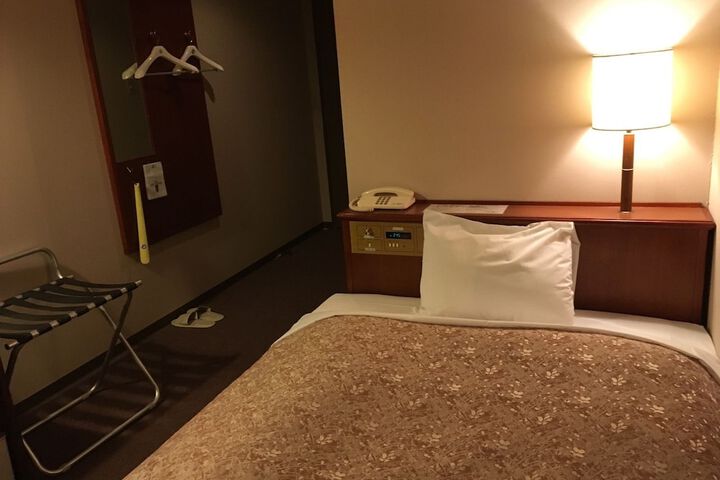Room 11 of 44