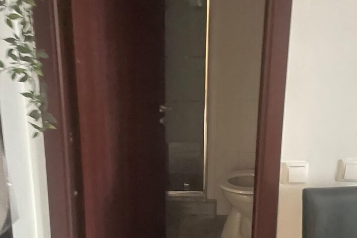 Room 29 of 35