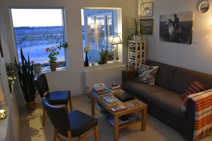 Guest Lobby