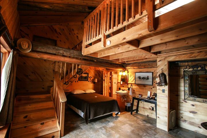 Room 15 of 43