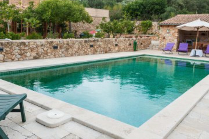 Pool 4 of 5