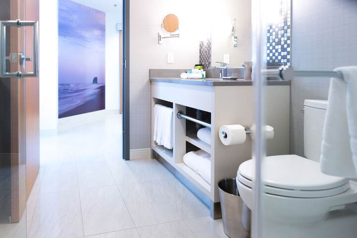 Clean Restrooms