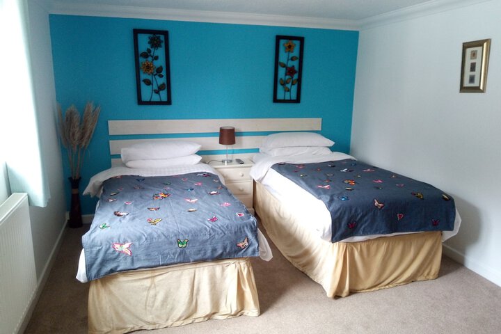 Room 3 of 18