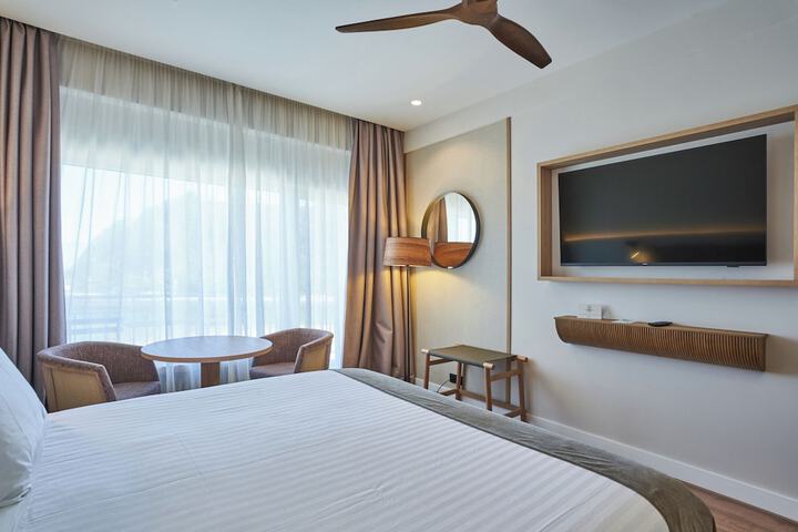 Room 21 of 132
