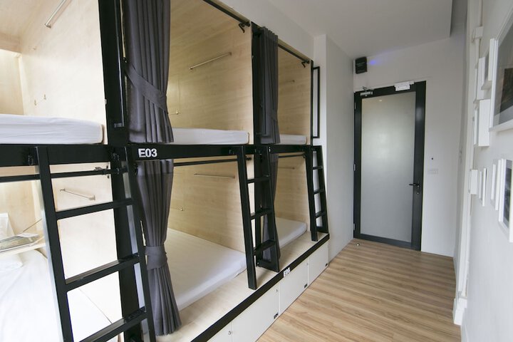 Room 12 of 46