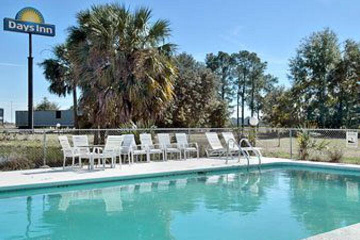 Pool 7 of 7
